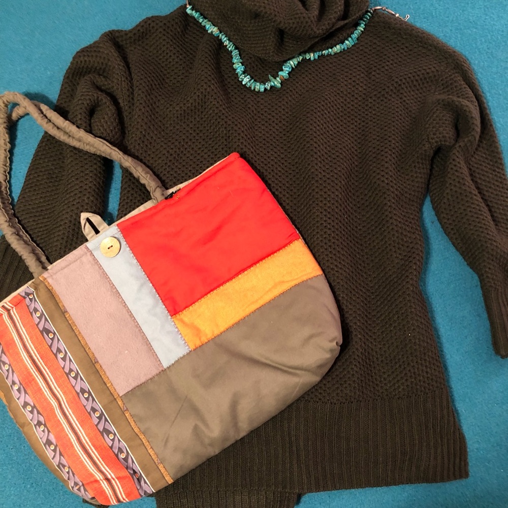 Cozy Sanctuary sweater/oversized slouchy fit - Picture 4 of 7